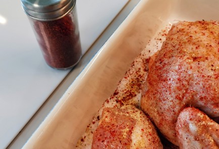 Фото шага рецепта Имбирнопряная курица запеченная на соли 152584 шаг 5  