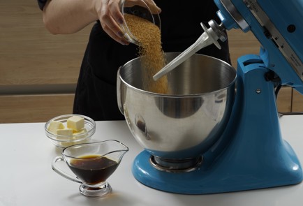 Фото шага рецепта Имбирные пряники в глазури 152946 шаг 2  