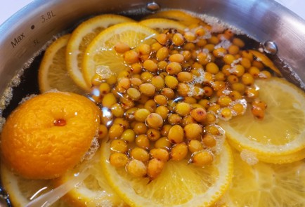 Фото шага рецепта Имбирный лимонад с облепихой 187165 шаг 8