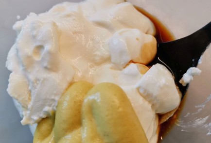 Фото шага рецепта Индейка запеченная в пряном соусе с сыром 152306 шаг 1  