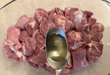 Фото шага рецепта Индейка с базиликом и баклажаном 190318 шаг 7  