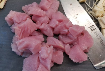 Фото шага рецепта Индейка с грибами эноки 175671 шаг 4  