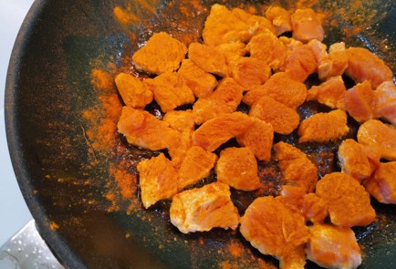 Фото шага рецепта Индейка с грибами эноки 175671 шаг 9  