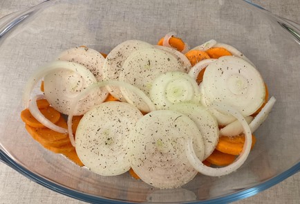 Фото шага рецепта Индейка с нутовой мукой и овощами 175476 шаг 10  