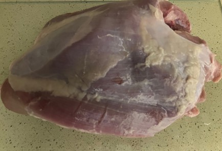 Фото шага рецепта Индейка в духовке с перцем и шпинатом 190319 шаг 5  