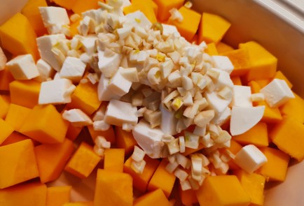 Фото шага рецепта Индейка с тыквой 191443 шаг 3  