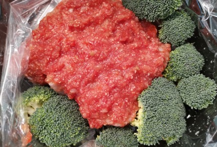 Фото шага рецепта Индейка в томатночесночном маринаде 176209 шаг 4  