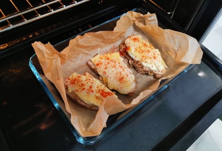 Фото шага рецепта Индейка запеченная под сыром 175829 шаг 12  