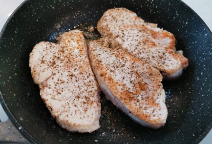 Фото шага рецепта Индейка запеченная под сыром 175829 шаг 3  