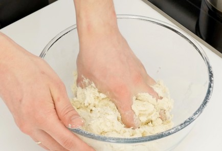 Фото шага рецепта Индийские самосы с картофелем и зеленым горошком 91958 шаг 4  