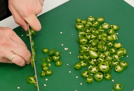 Фото шага рецепта Индийские самосы с картофелем и зеленым горошком 91958 шаг 5  