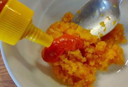 Фото шага рецепта Индюшачьи сердечки в апельсиновосоевом соусе 189421 шаг 5  