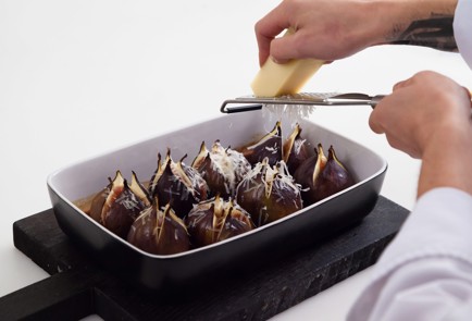 Фото шага рецепта Инжир с бальзамическим уксусом 29858 шаг 3  