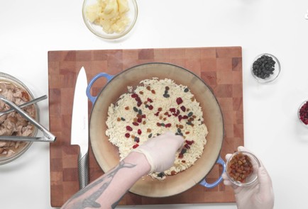 Фото шага рецепта Иранский плов тачин 188912 шаг 12