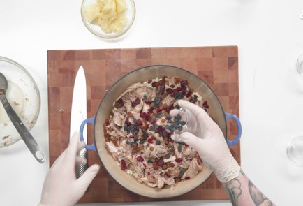 Фото шага рецепта Иранский плов тачин 188912 шаг 13