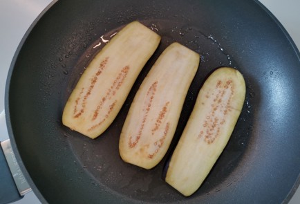 Фото шага рецепта Итальянская закуска 190135 шаг 3  