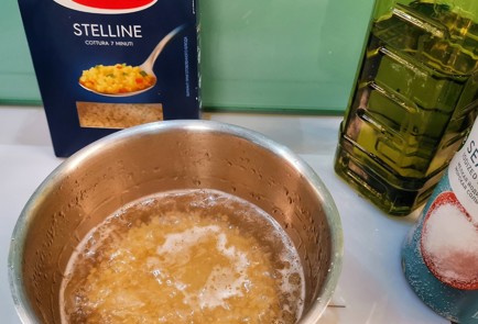 Фото шага рецепта Итальянский бульон из цыпленка 173351 шаг 6  