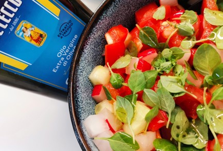 Фото шага рецепта Итальянский летний салат 153102 шаг 8  