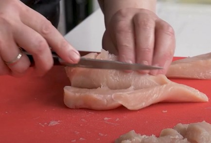 Фото шага рецепта Израильский шницель с куриным попкорном 151567 шаг 4  