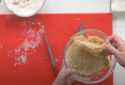 Фото шага рецепта Израильский шницель с куриным попкорном 151567 шаг 8  