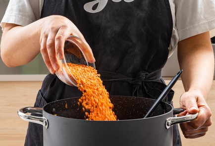 Фото шага рецепта Израильский суп из перца и чечевицы 176343 шаг 9  