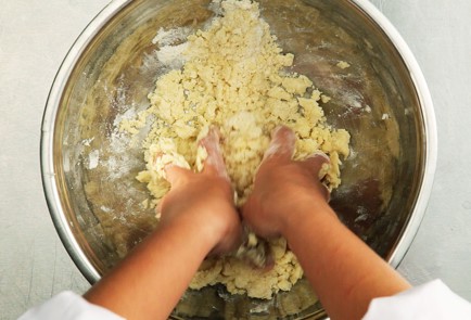 Фото шага рецепта Яблочный крамбл 17574 шаг 6  