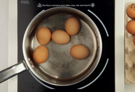 Фото шага рецепта Яичный салат 47456 шаг 1  