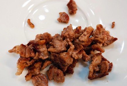 Фото шага рецепта Жареный фенхель с беконом 152906 шаг 4