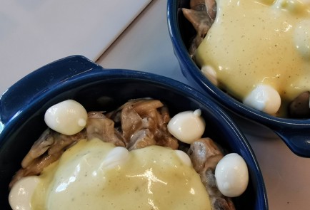 Фото шага рецепта Жюльен из шампиньонов и вешенок 152753 шаг 10  