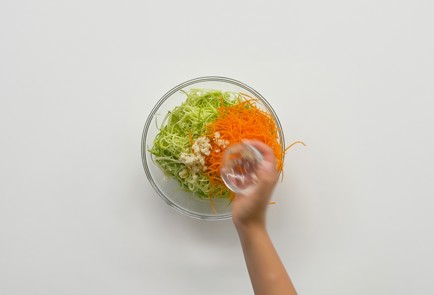 Фото шага рецепта Кабачки покорейски 151241 шаг 4  