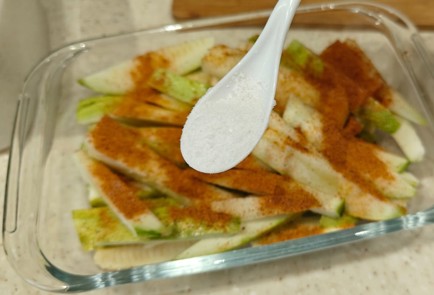 Фото шага рецепта Кабачки с сыром пармезан 190398 шаг 4  