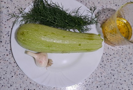 Фото шага рецепта Кабачки с сыром запеченные в духовке 186480 шаг 1  