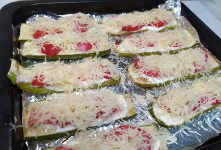 Фото шага рецепта Закуска из кабачков с сыром 190643 шаг 9  