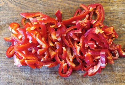 Фото шага рецепта Кабачки тушеные с болгарским перцем 190702 шаг 6  