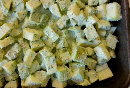 Фото шага рецепта Тушеные кабачки в сметанном соусе с зеленью 189704 шаг 10  