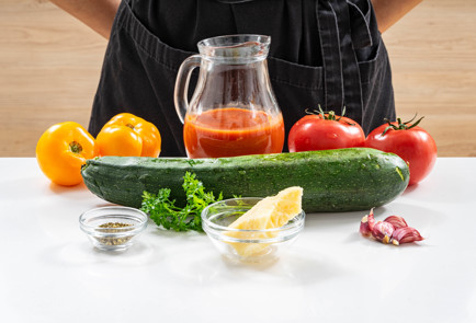 Фото шага рецепта Кабачки в духовке с помидорами 189528 шаг 1  