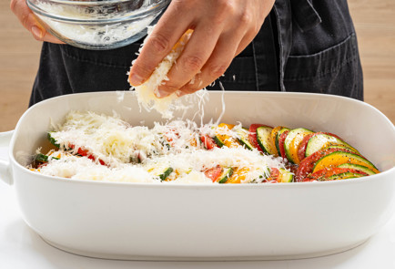 Фото шага рецепта Кабачки в духовке с помидорами 189528 шаг 9  