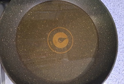 Фото шага рецепта Кабачки в кляре на сковороде 189563 шаг 8  