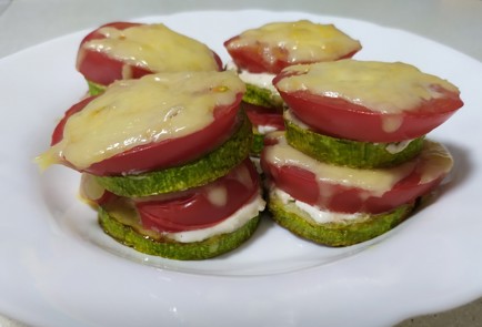 Фото шага рецепта Кабачки запеченные с помидорами и сыром 189494 шаг 10  