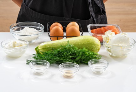 Фото шага рецепта Блины из кабачков 186964 шаг 1  