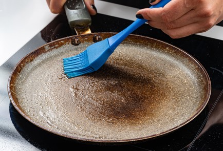 Фото шага рецепта Блины из кабачков 186964 шаг 4  