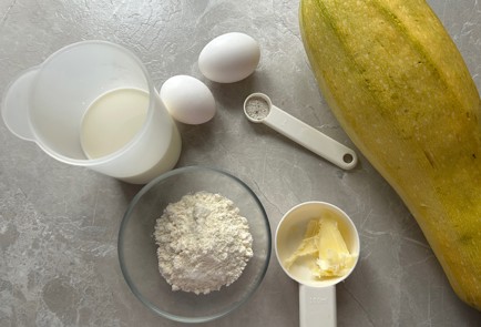 Фото шага рецепта Кабачковые блины 190541 шаг 1  