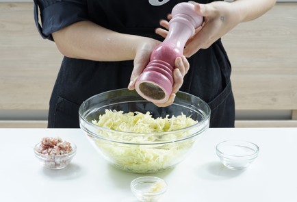 Фото шага рецепта Кабачковые оладьи с беконом 152674 шаг 5  