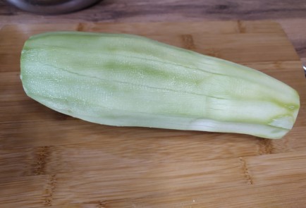 Фото шага рецепта Кабачковые оладьи с творожным кремом и красной рыбой 189172 шаг 1  