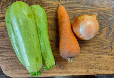 Фото шага рецепта Кабачковые оладьи 174533 шаг 1