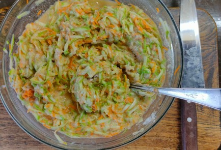 Фото шага рецепта Кабачковые оладьи 174533 шаг 9