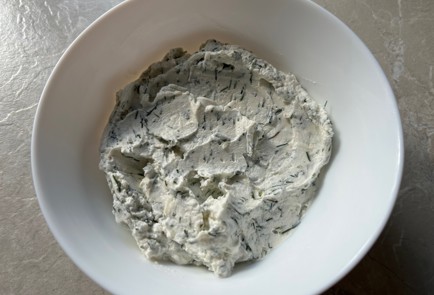 Фото шага рецепта Кабачковые рулетики с творожным сыром 174116 шаг 8  