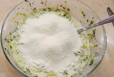 Фото шага рецепта Кабачковый рулет 186855 шаг 7