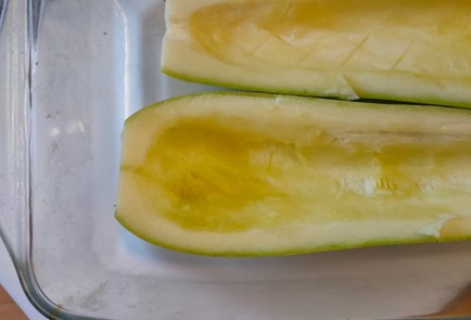 Фото шага рецепта Кабачок запеченный с овощами хамоном и сыром 187073 шаг 3  