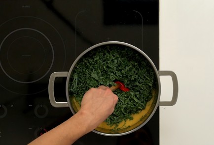 Фото шага рецепта Португальский суп калду верде 93965 шаг 10  